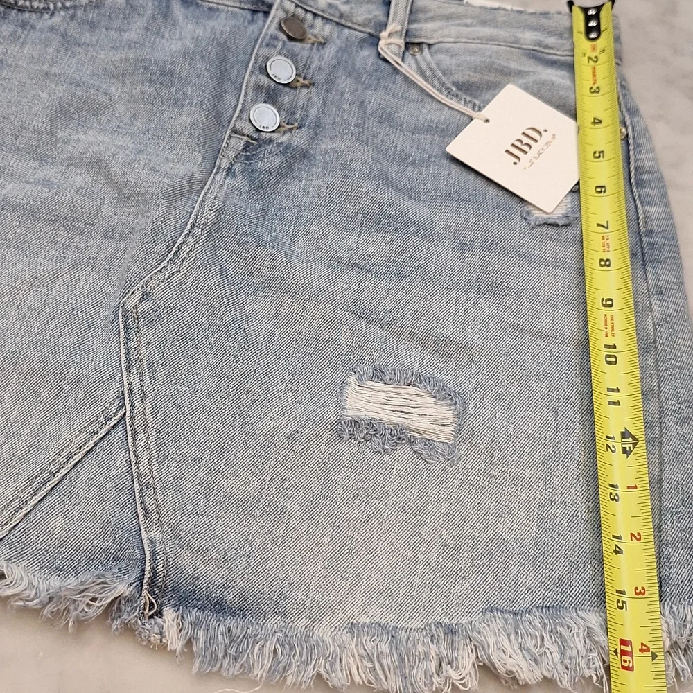 New JBD Button Fky Just Black Distressed Light Wash Denim Skirt 80s Vibes Frayed